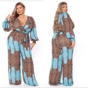 🎉CLOSET BLOWOUT🎉Plus Size Long sleeve jumpsuit